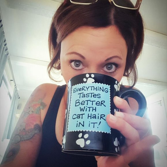 Meet your Posher, Krista - Picture 2 of 7